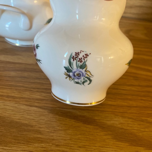 Minton English Rose (Fine Bone China) Creamer And Table Sugar Bowl / Lid… - Picture 8 of 12